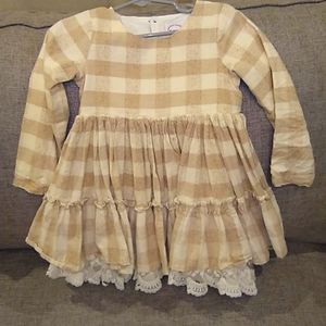 Girls dress